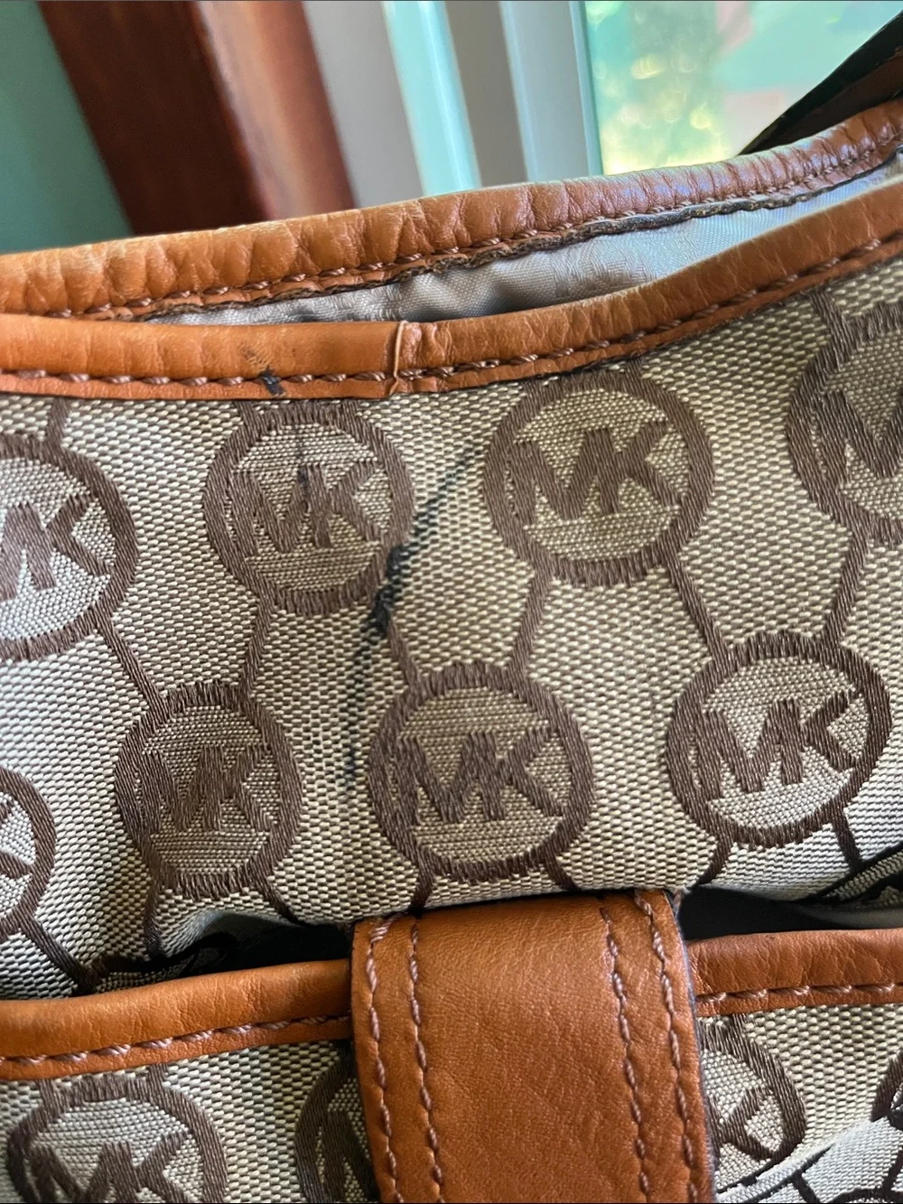 Michael Kors Tan Brown Signature Logo Shoulder Bag